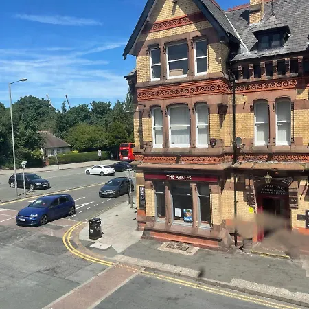 264 The Road End-3