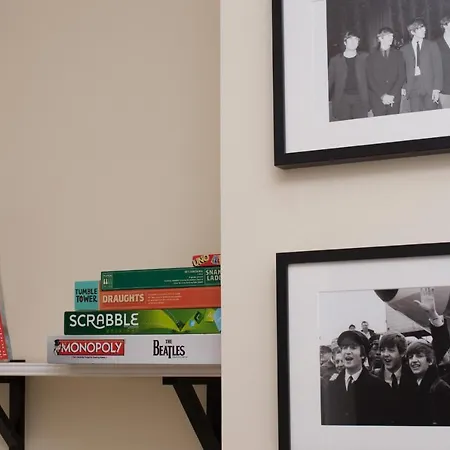 Liverpool City Stays - The Beatles Theme House - Penny Lane Dd1-2