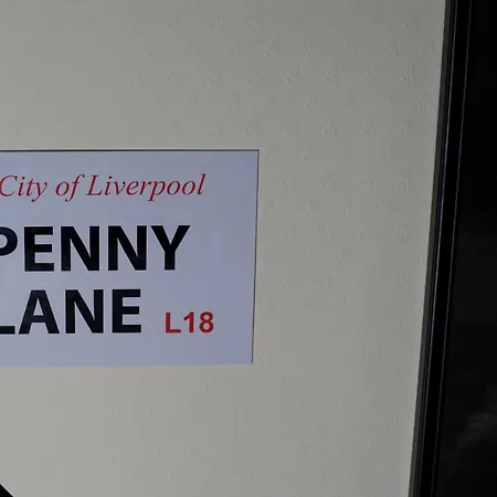 Liverpool City Stays - The Beatles Theme House - Penny Lane Dd1-3