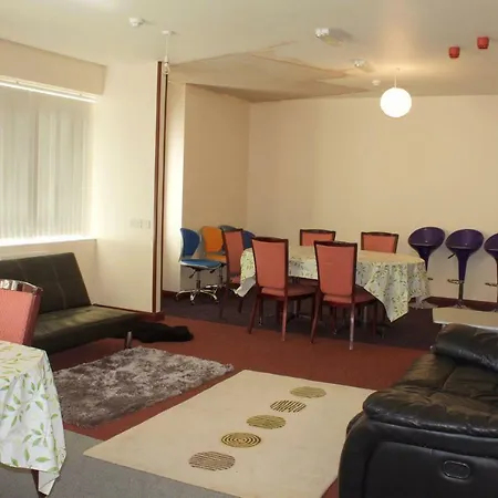 Renshaw Guest House-3